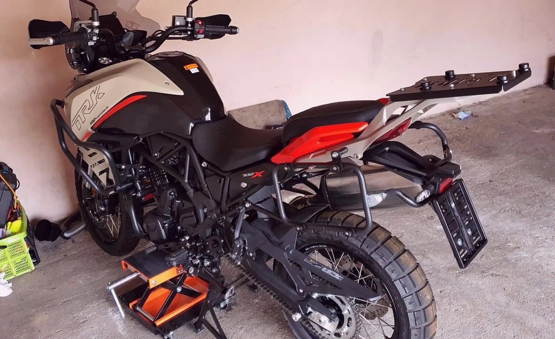 Benelli TRK 702 Schwarz - 2