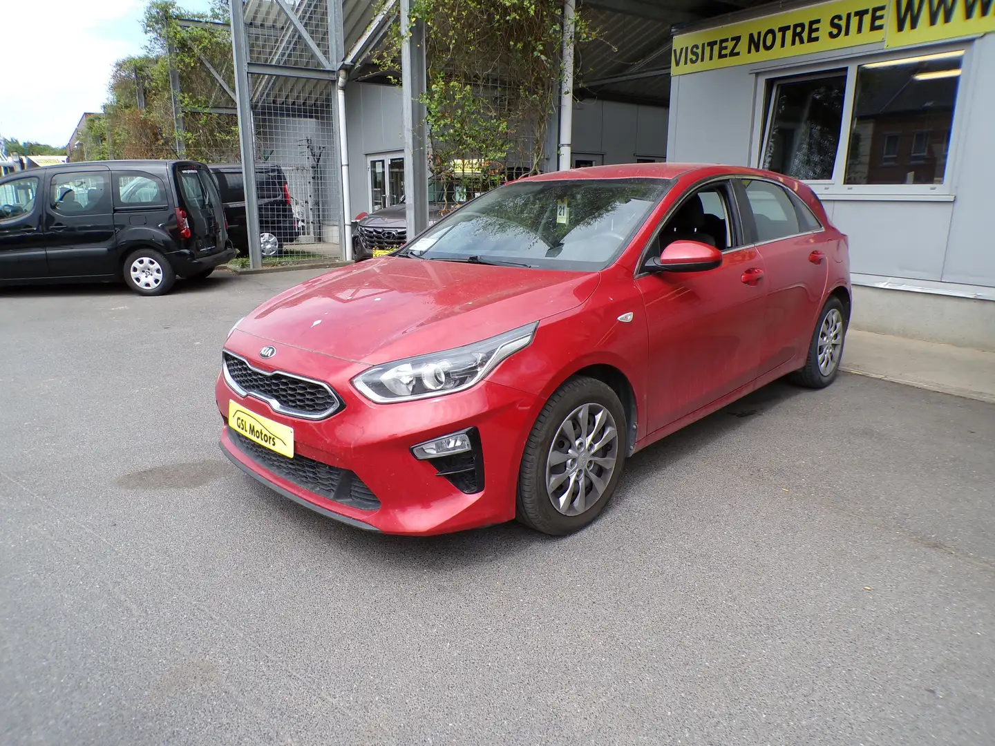 Kia Ceed / cee'd 1.4i 100cv rouge 02/19 Airco GPS Cruise Capteurs Rood - 1