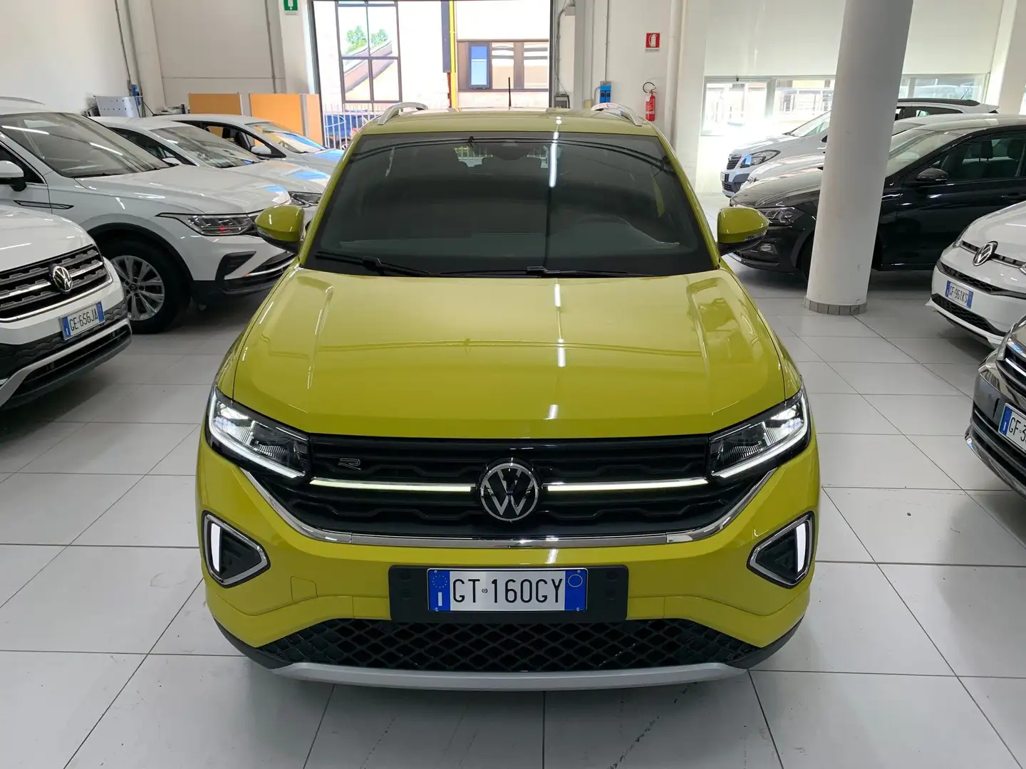 Volkswagen T-Cross 1.0 tsi R-Line 115cv KM ZERO Żółty - 2