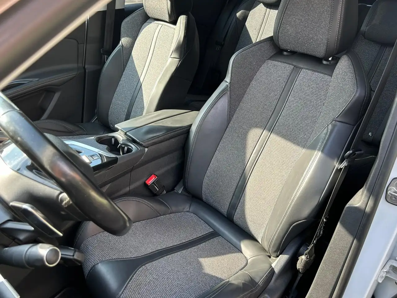 Peugeot 3008 3008 — photo 19