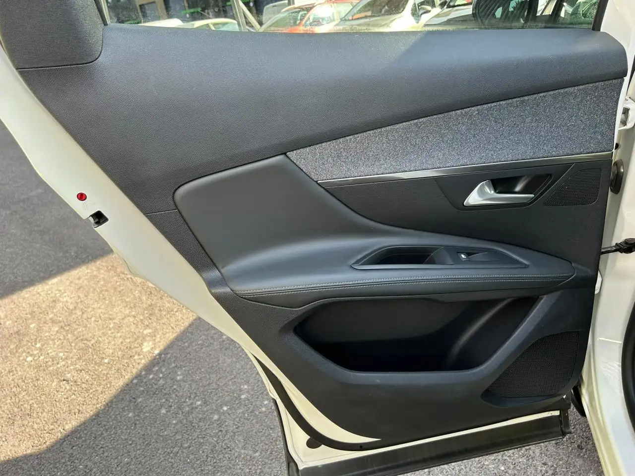 Peugeot 3008 3008 — photo 24