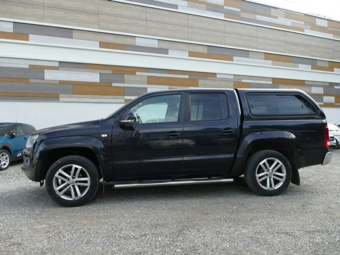 Volkswagen Amarok DOUBLE CABINE 2.0 TDI 180 Ch DSG Schwarz - 2