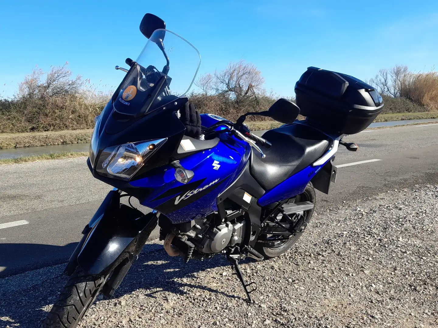 Suzuki V-Strom 650 DL Modrá - 2