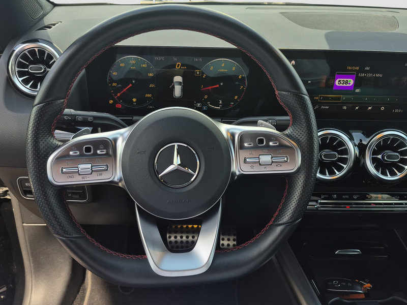 Mercedes-Benz GLA 200 Business Solution AMG | Elektrische inklapbare tre — photo 15