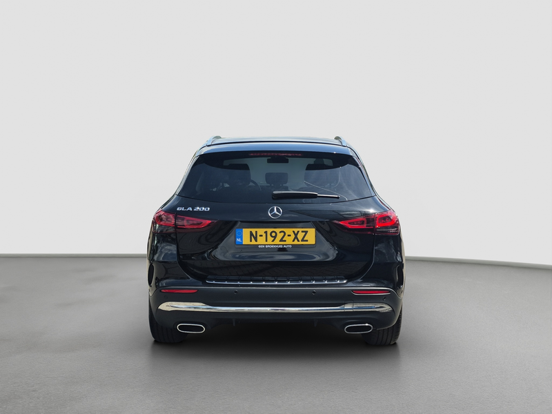 Mercedes-Benz GLA 200 Business Solution AMG | Elektrische inklapbare tre — photo 4