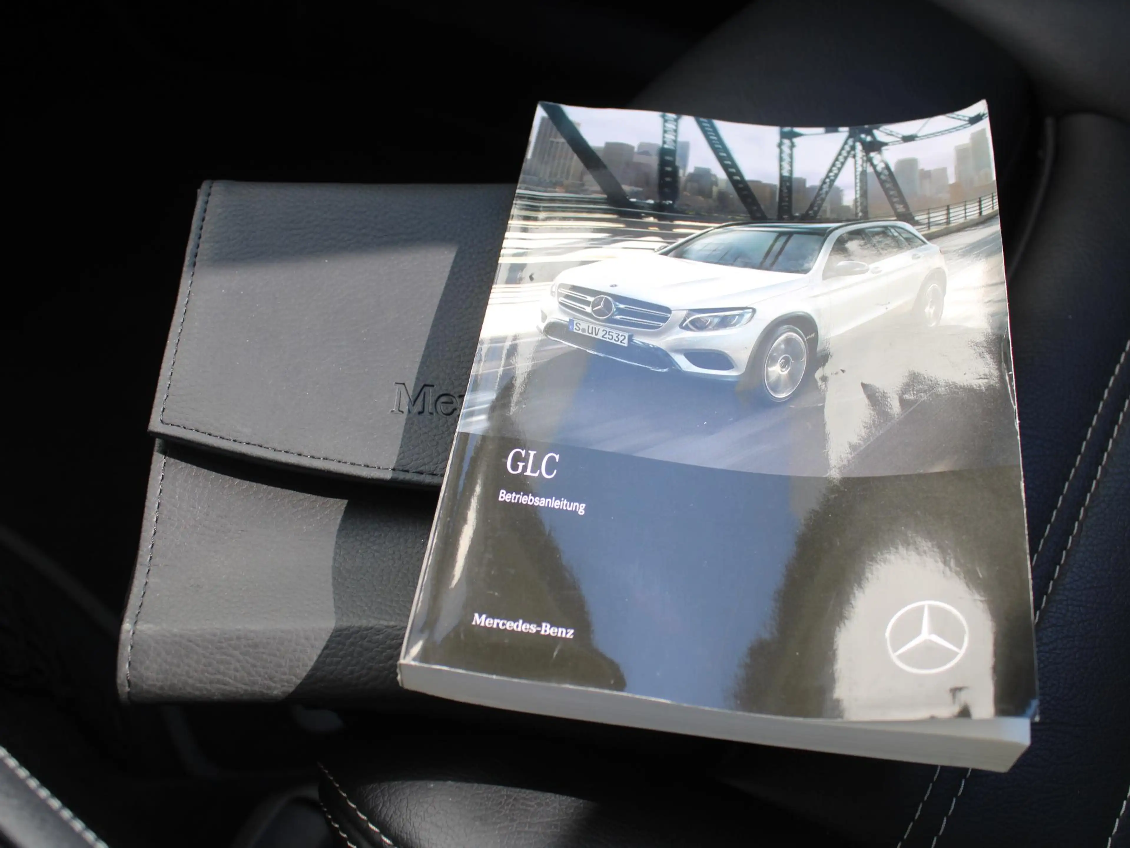 Mercedes-Benz GLC 250 4MATIC Premium Plus | Navi | Camera | Leder | Dode — photo 31