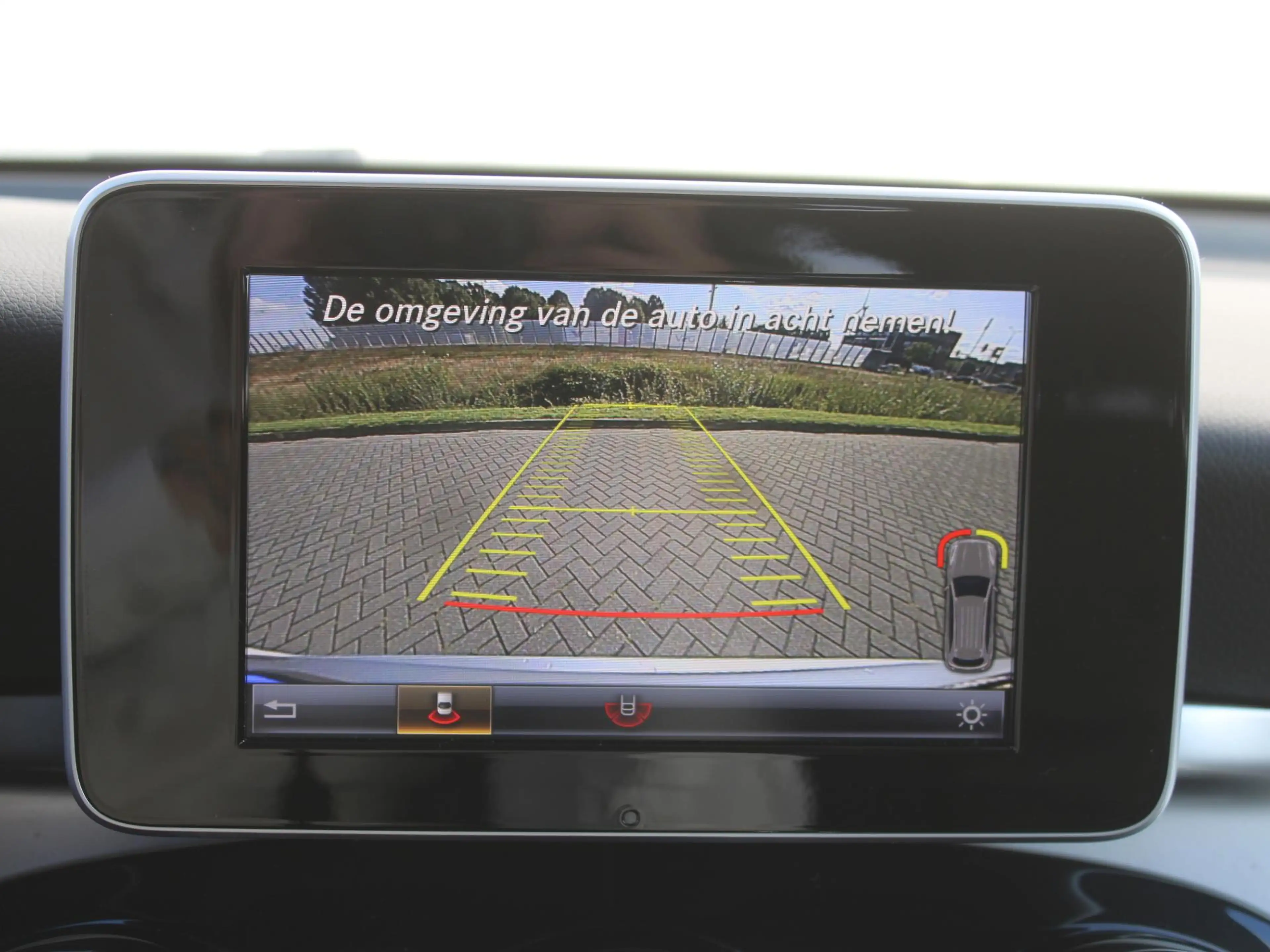 Mercedes-Benz GLC 250 4MATIC Premium Plus | Navi | Camera | Leder | Dode — photo 18
