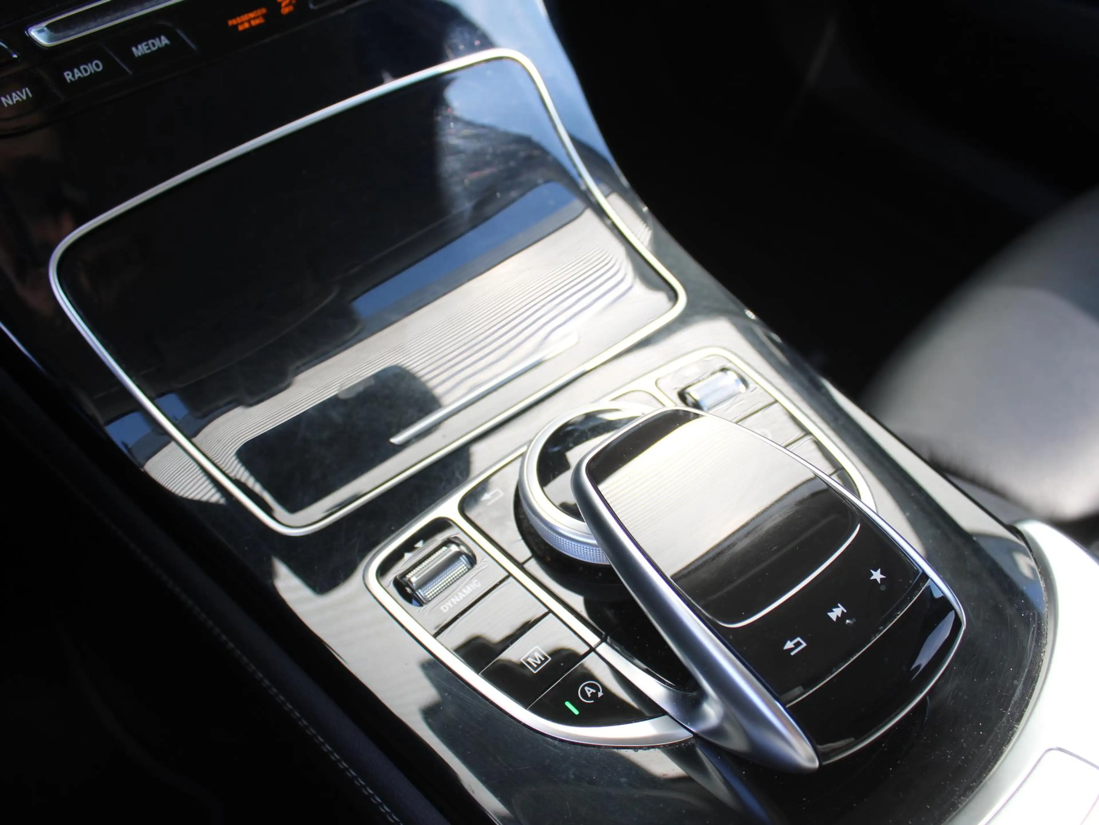 Mercedes-Benz GLC 250 4MATIC Premium Plus | Navi | Camera | Leder | Dode — photo 20