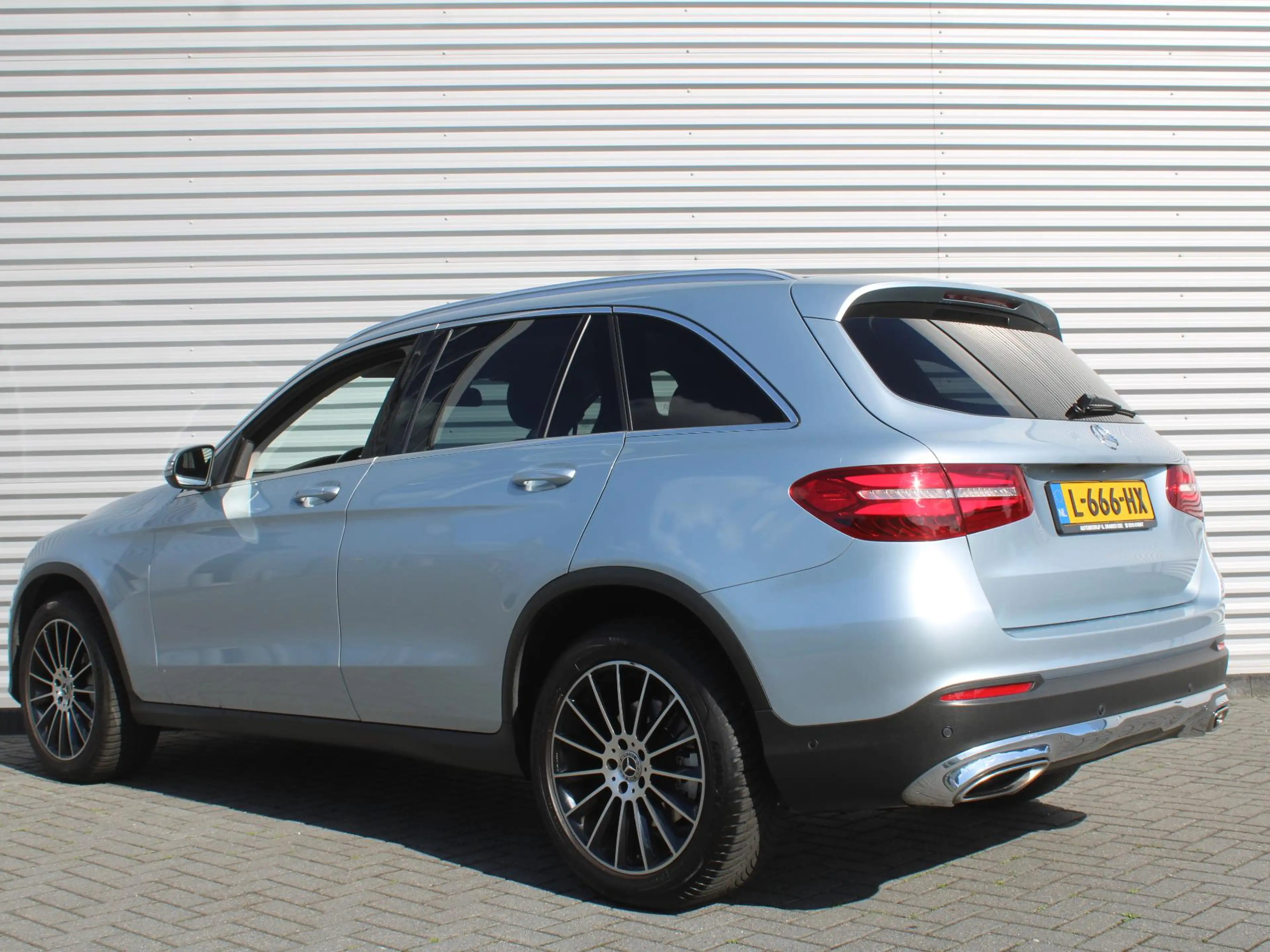 Mercedes-Benz GLC 250 4MATIC Premium Plus | Navi | Camera | Leder | Dode — photo 6