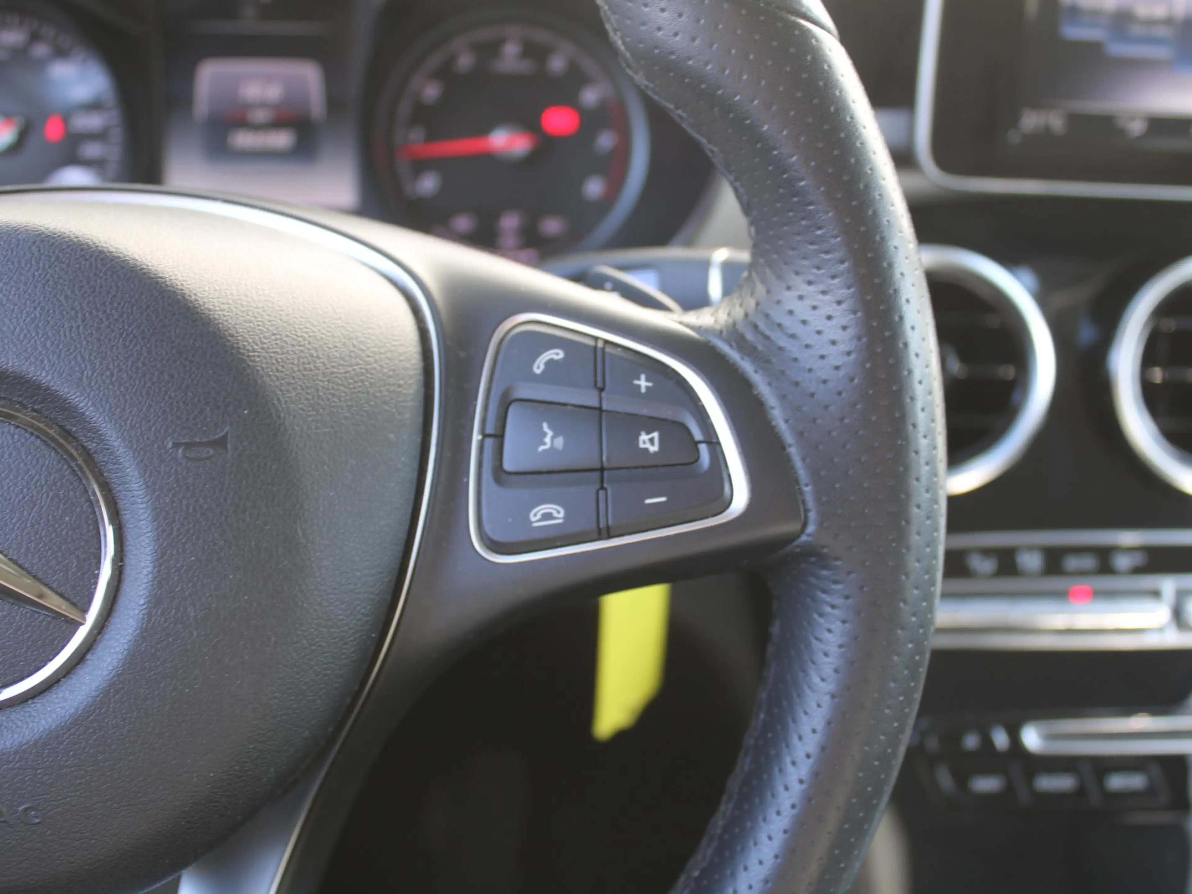 Mercedes-Benz GLC 250 4MATIC Premium Plus | Navi | Camera | Leder | Dode — photo 14