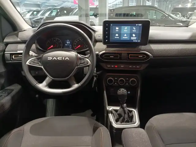 Dacia Sandero view 9