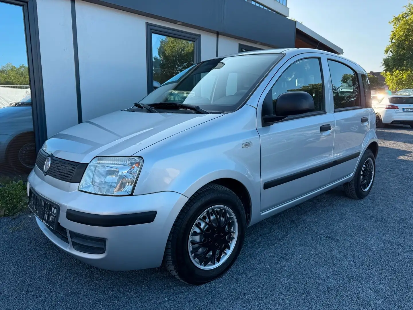 Fiat Panda PANDA 1.2 8V  / 2 HAND / KLIMA /ZAHNRIEMEN NEU / Srebrny - 1