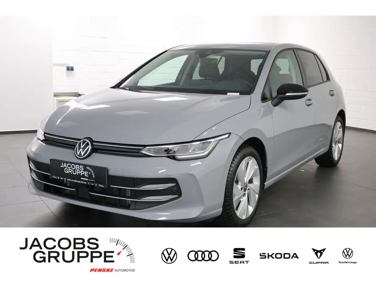 Volkswagen Golf VIII 1.5 TSI Goal Navi,LED,RFK,ACC Grau - 1