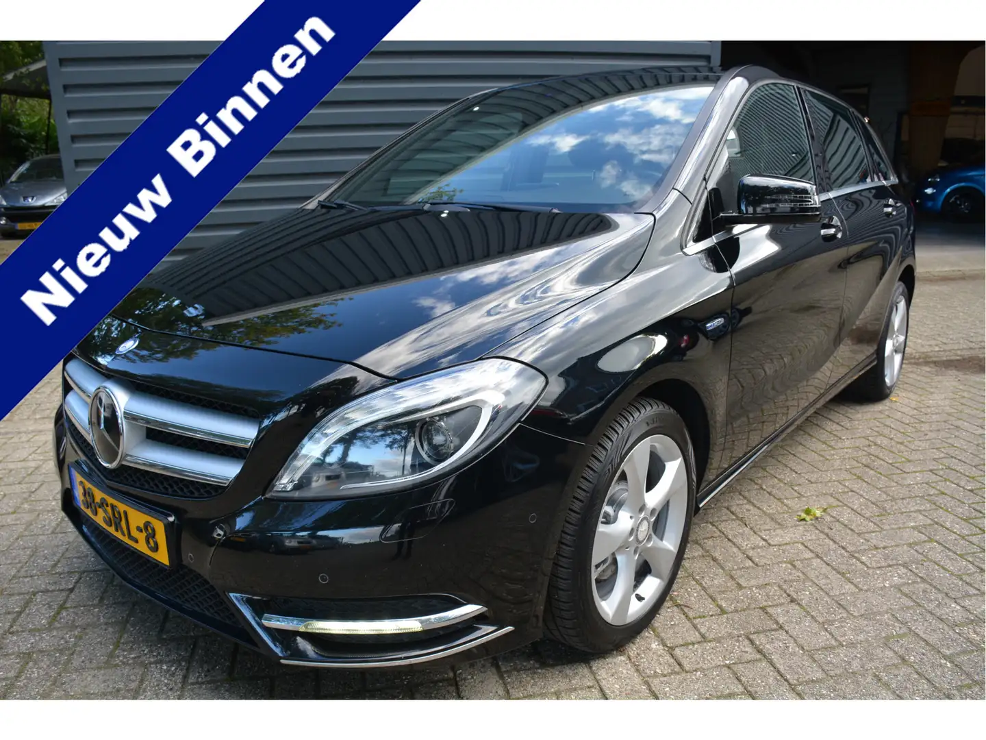 Mercedes-Benz B 180 Ambition Clima Xenon Navi Half Leer Zwart - 1