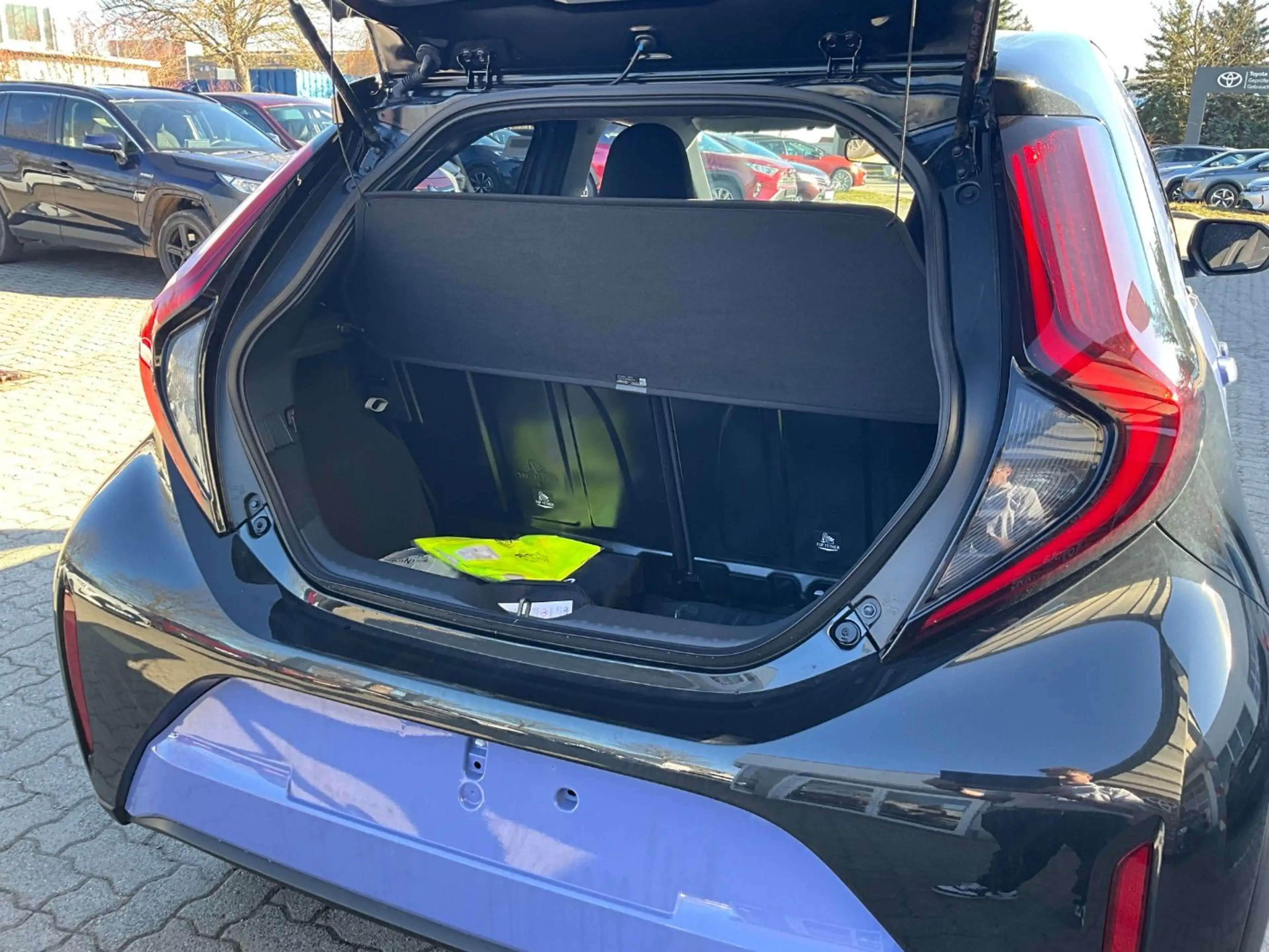 Toyota Aygo 1.5 Teamplayer ACC+LED+SHZ+Kam.+PDC+AUT — photo 6
