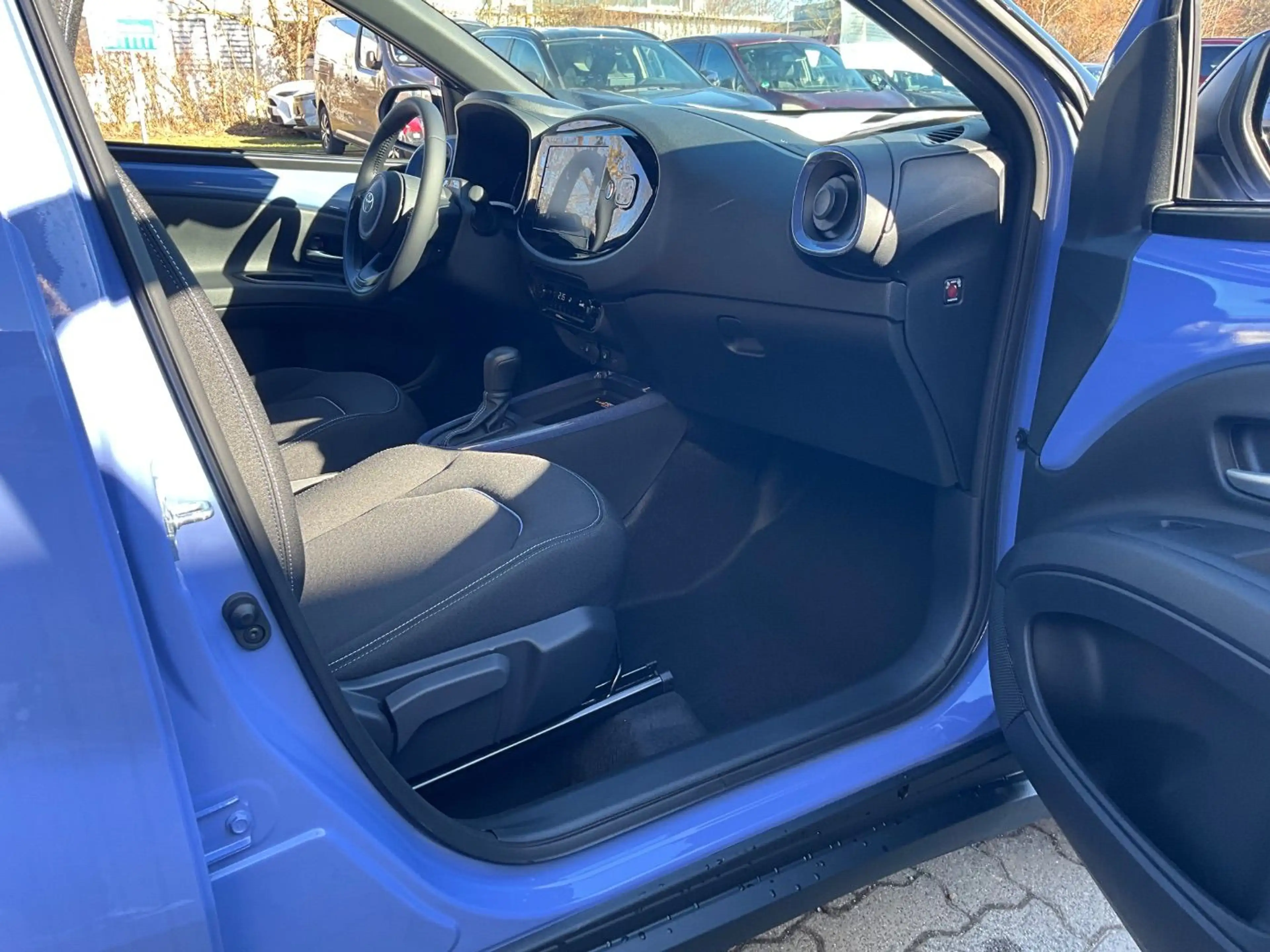 Toyota Aygo 1.5 Teamplayer ACC+LED+SHZ+Kam.+PDC+AUT — photo 7