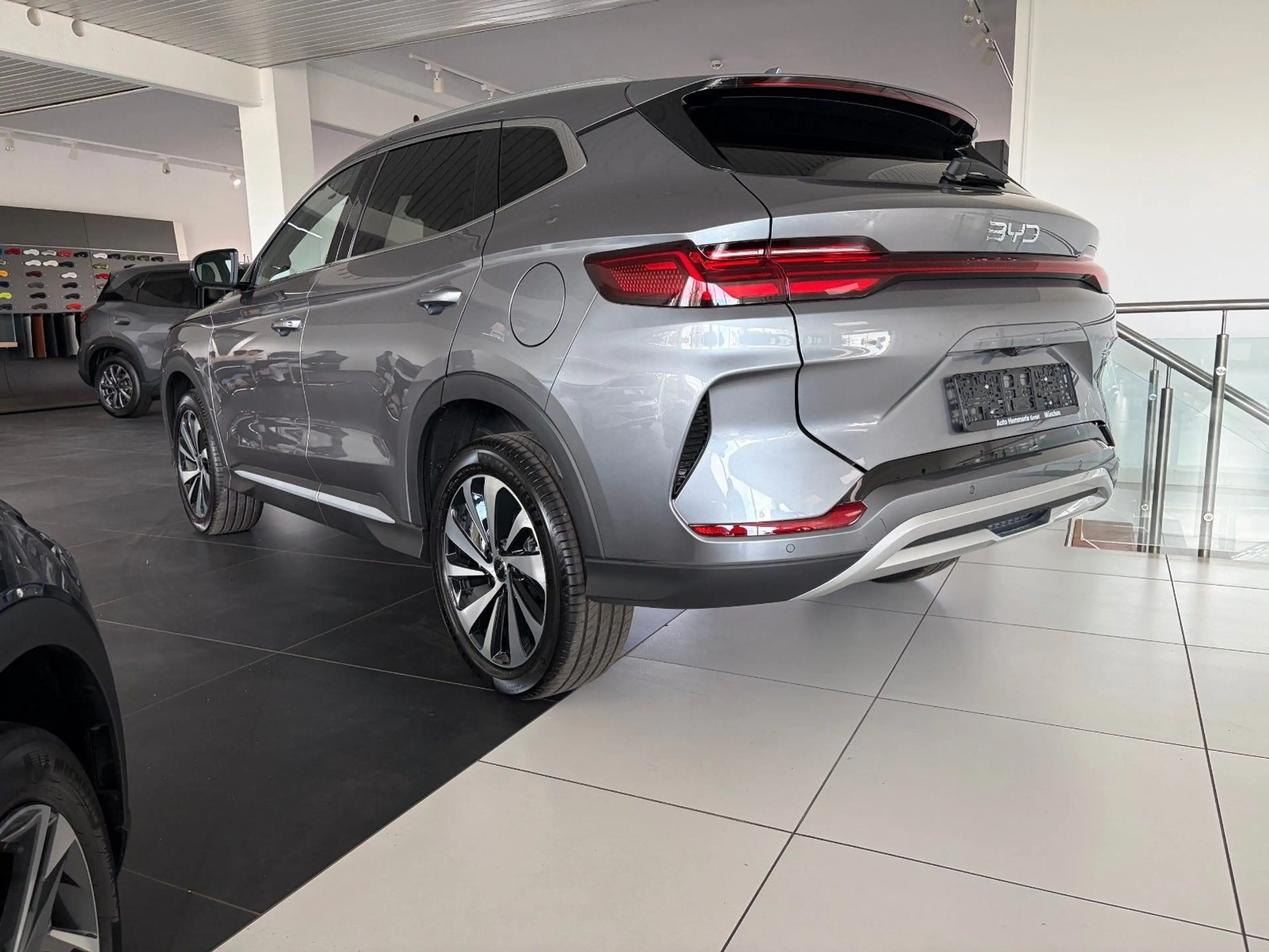 BYD Seal U 1.5 DM-i PHEV 160 kW Boost — photo 4