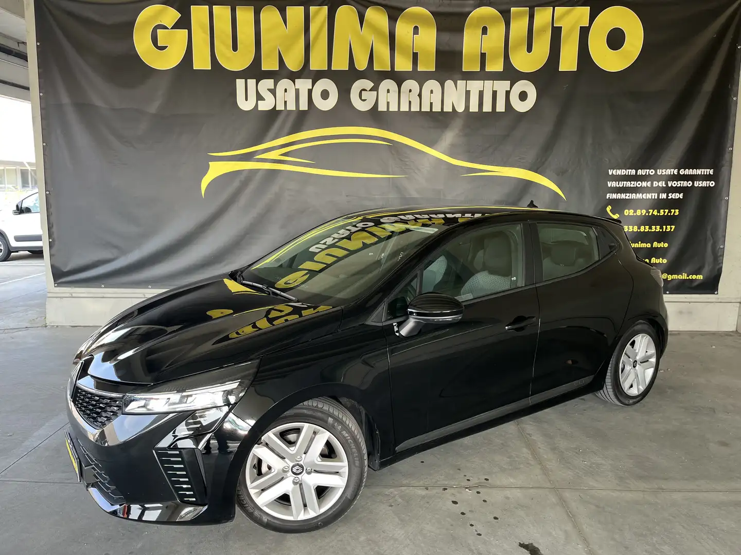 Renault Clio Clio V 2023 1.6 E-Tech full hybrid Evolution 145cv Zwart - 1