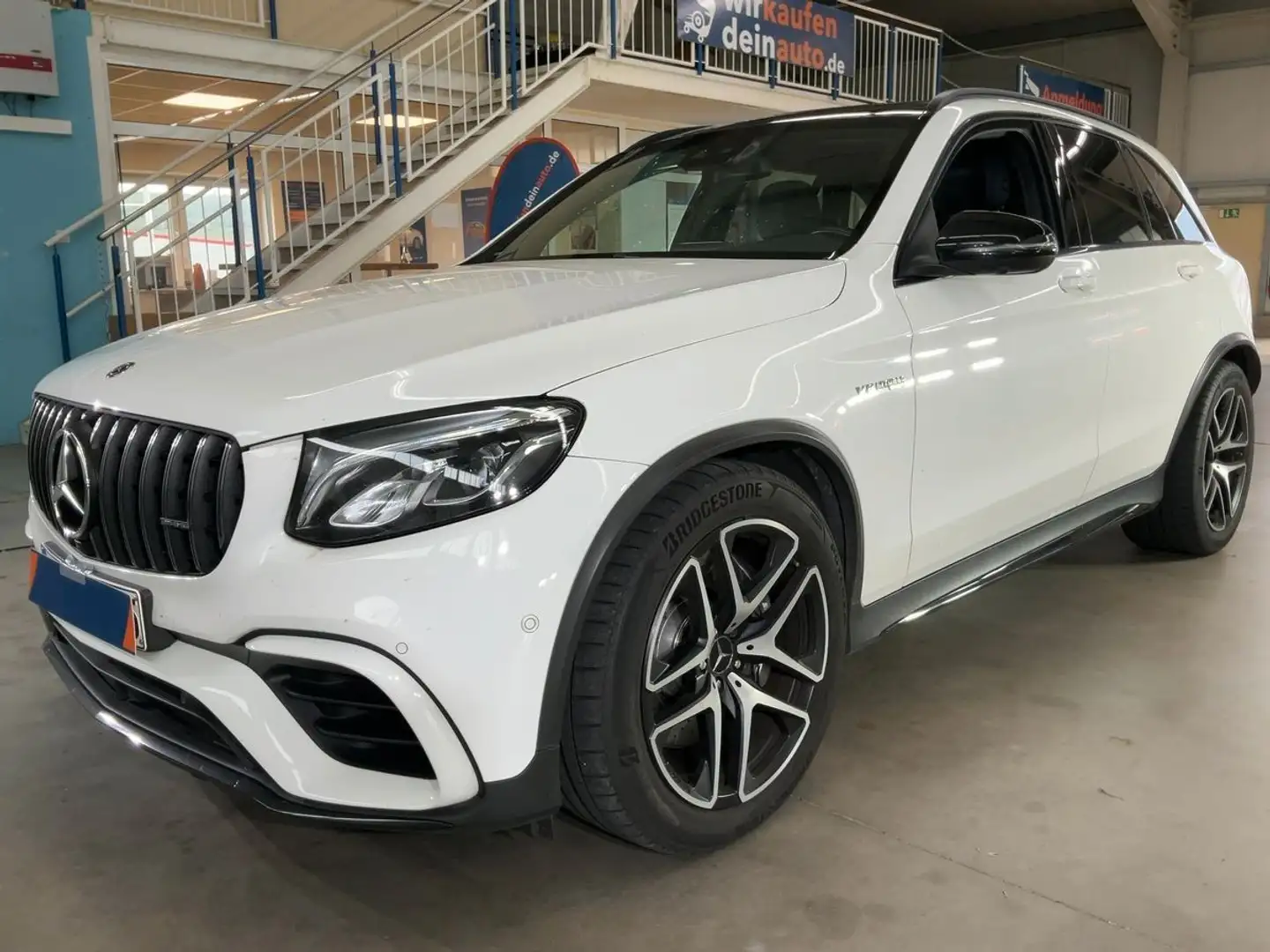 Mercedes-Benz GLC 63 AMG 4Matic °PANO°AHK°MWST°NIGHT° Bianco - 1
