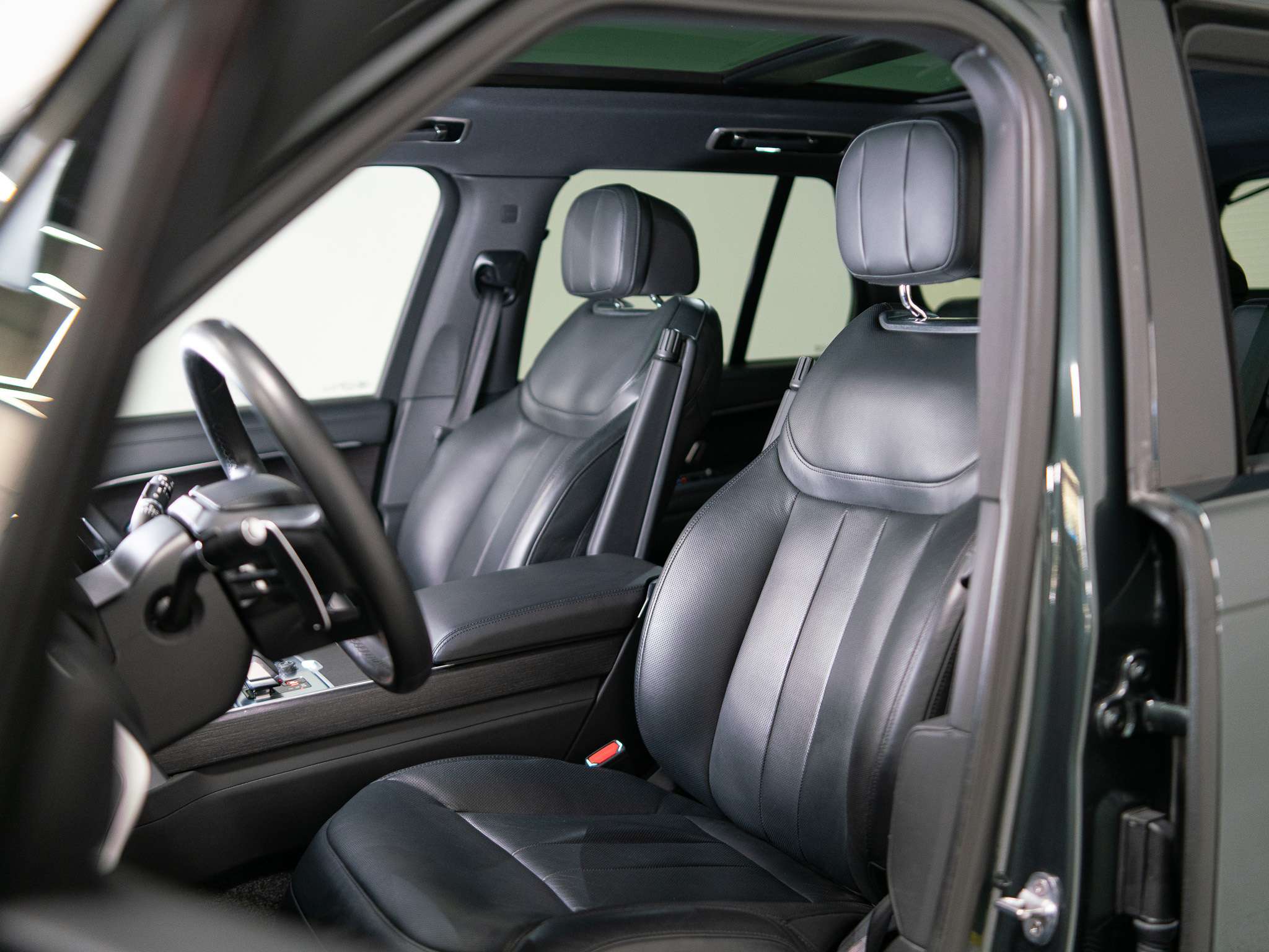 used 2023 Land Rover Range Rover car, priced at $115,900