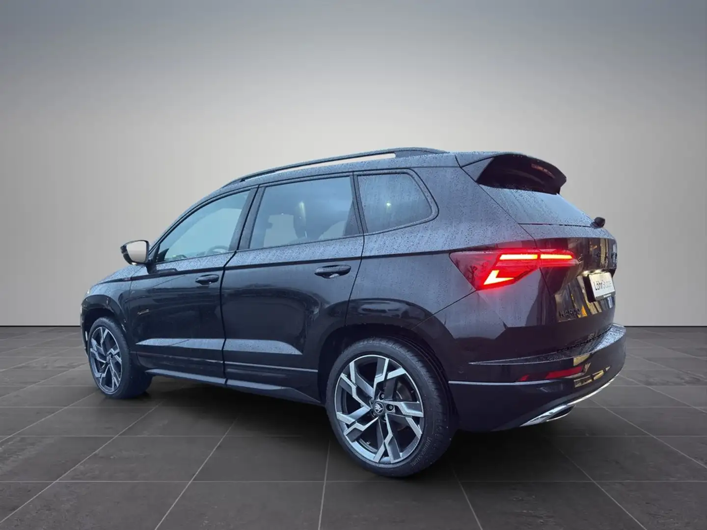 Skoda Karoq 2.0 TSI Sportline 4x4 *PANO*STNDHZNG*AHK*MATRIX... Noir - 2