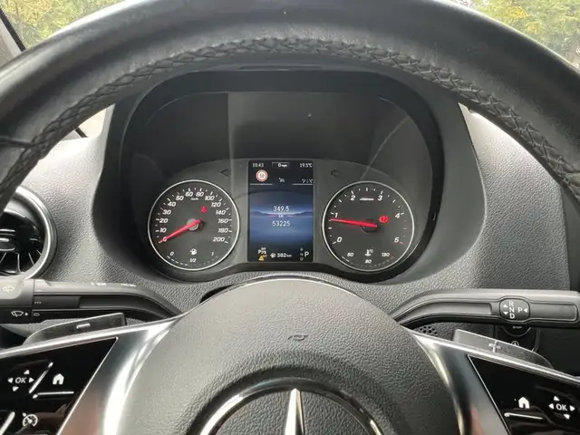 Mercedes-Benz Sprinter view 15