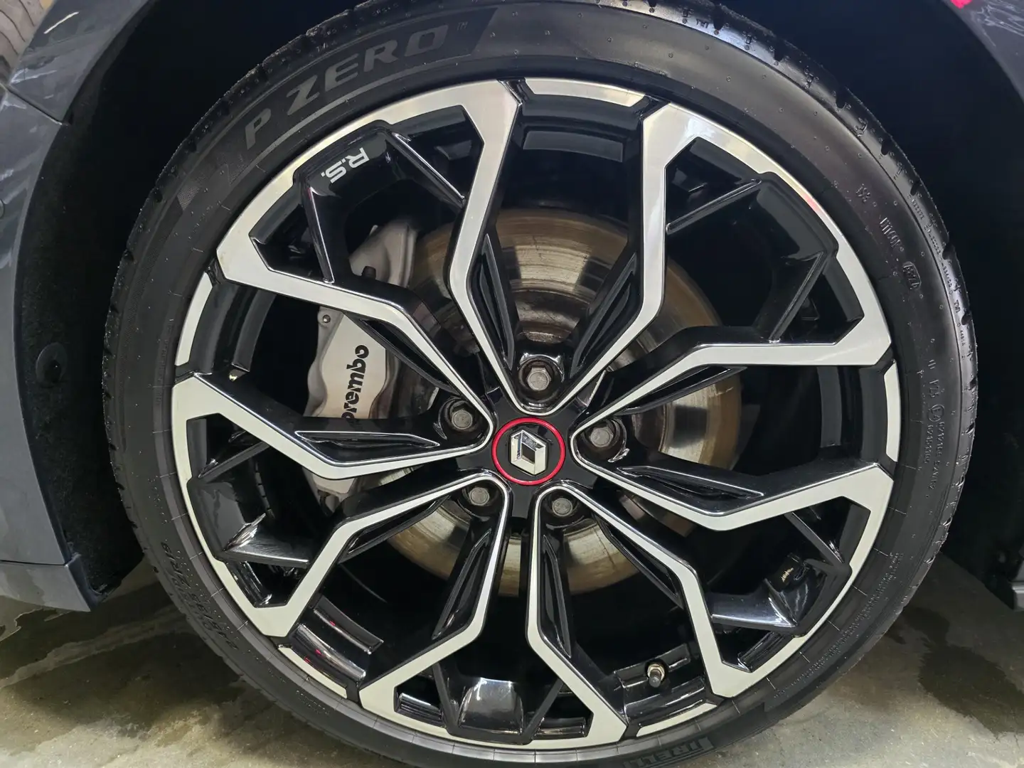 Renault Megane 1.8 TCe 280 RS 4WB Navi LED Alcantara HUD Clima 19 Grijs - 2