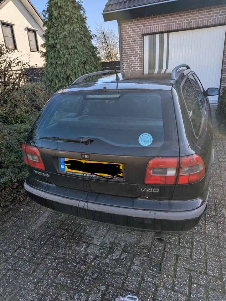Volvo V40 1.8 Exclusive, foto 2