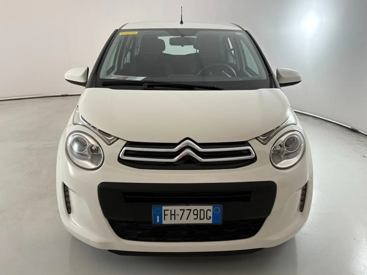 Citroen C1 5 Porte 1.0 VTi Shine Blanc - 2