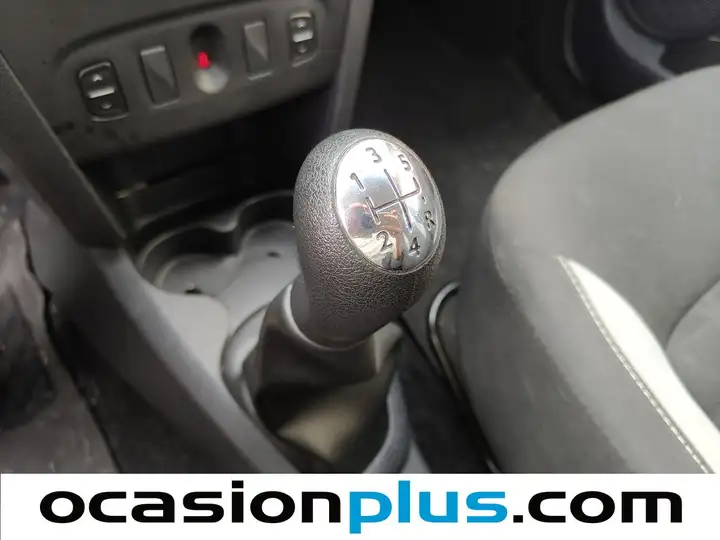 Dacia Sandero 0.9 TCE Stepway 2015, foto 5