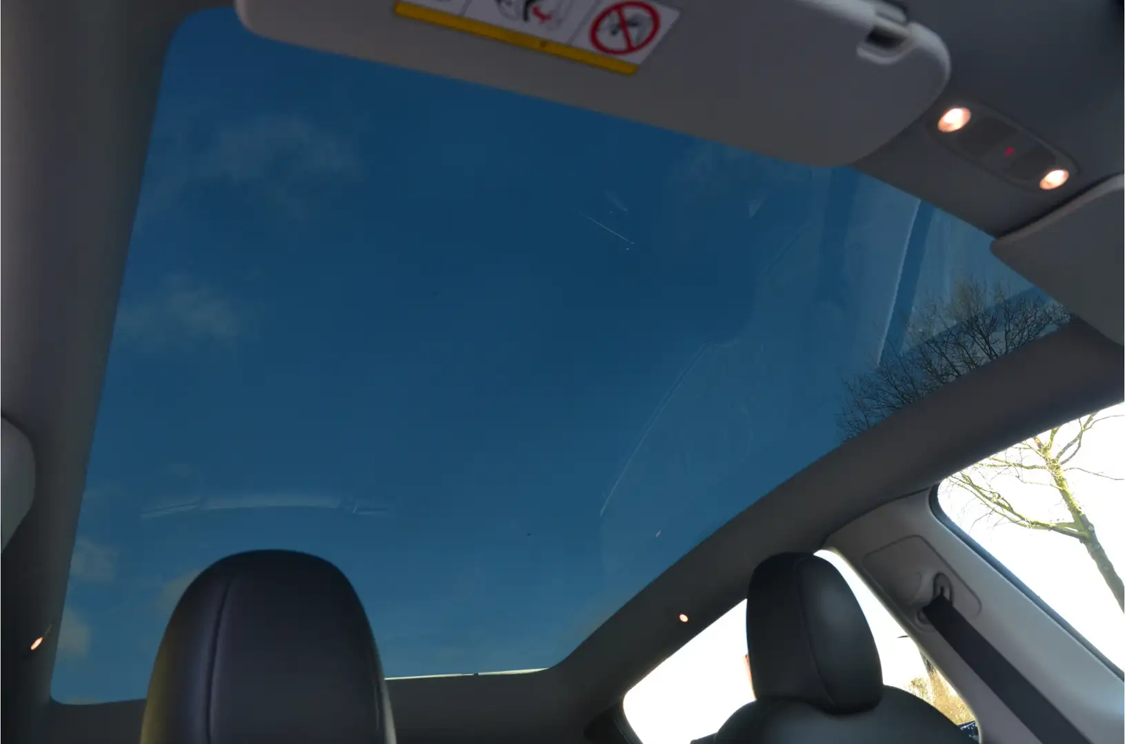 Tesla Model Y Performance AWD 75 kWh AutoPilot, incl. BTW Noir - 2