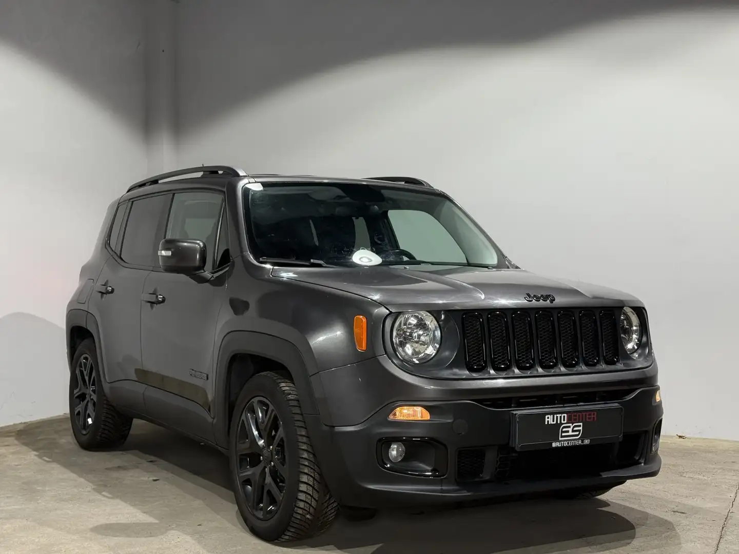 Jeep Renegade 1,6 MultiJet Dawn Of Justice Gris - 2