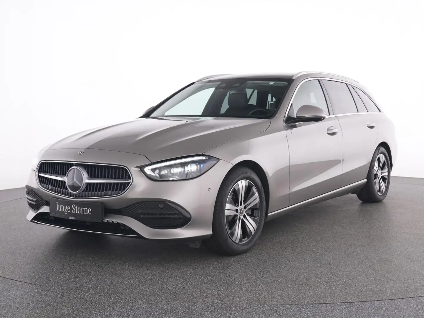 Mercedes-Benz C 220 d T Avantgarde+Pano+DLight+KeyGo+Sound+360 Silber - 2