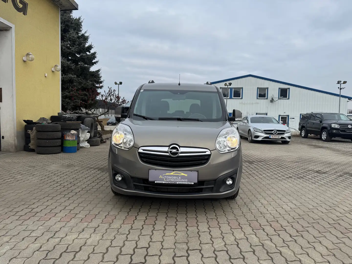 Opel Combo Бронзовий - 1