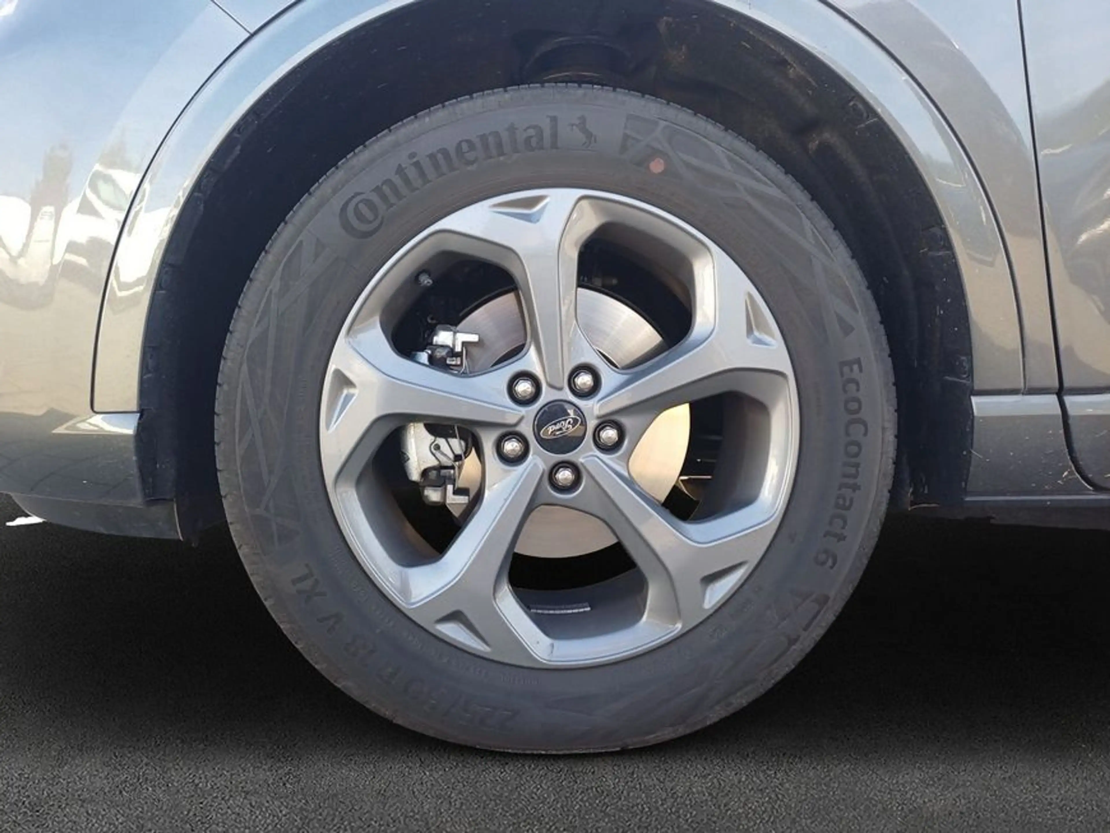 Ford Kuga 2.5 Duratec PHEV ST-LINE — photo 7