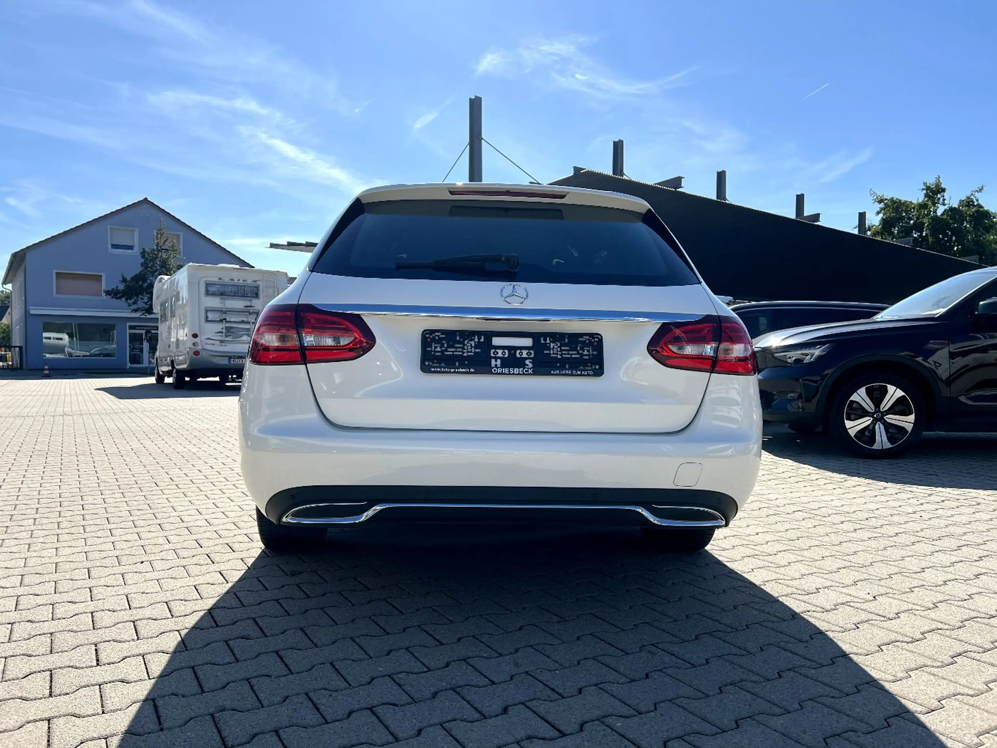 Mercedes-Benz C 250 T Avantgarde *Head-up Navi Kamera Leder* — photo 3