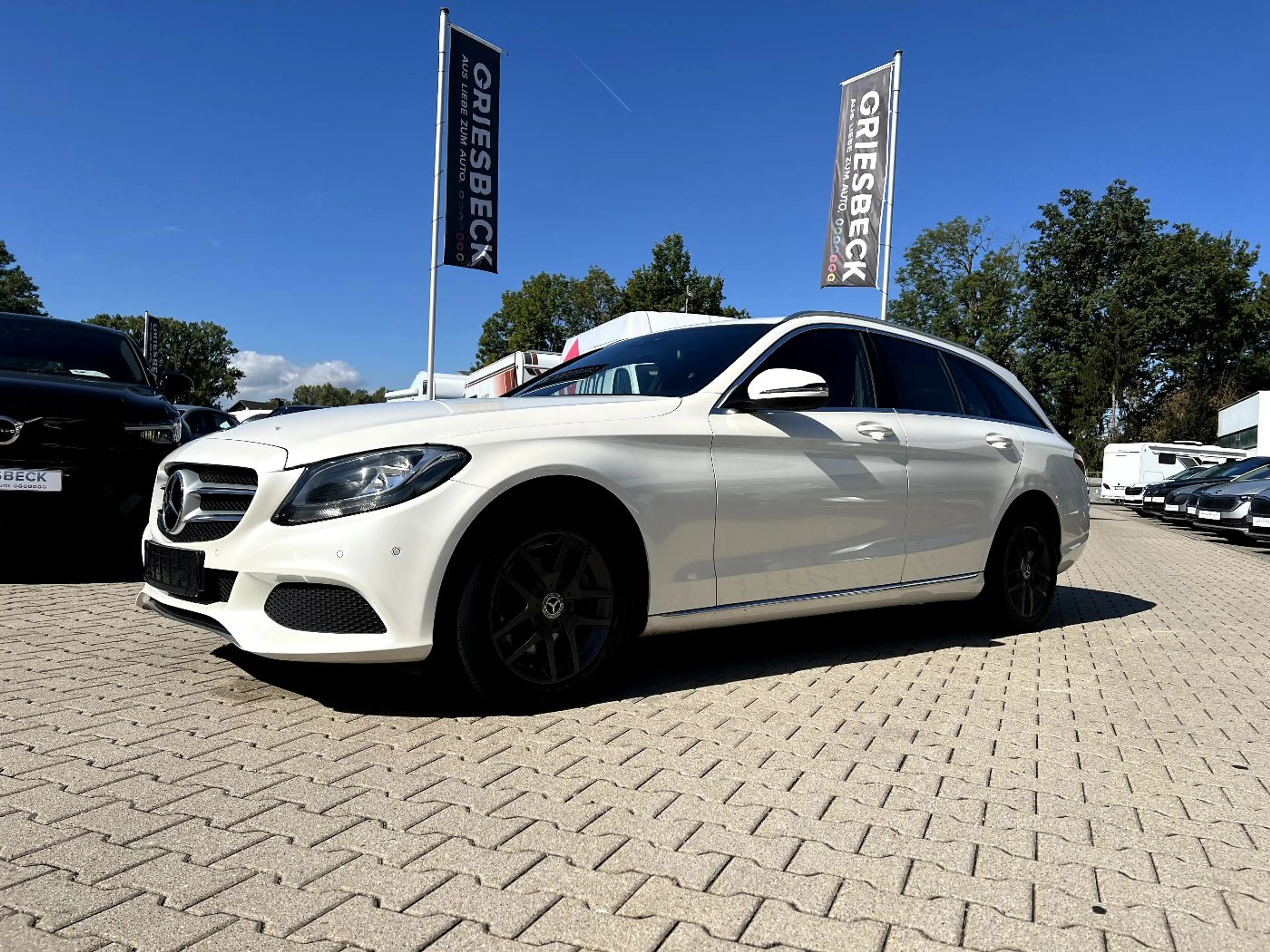 Mercedes-Benz C 250 T Avantgarde *Head-up Navi Kamera Leder*