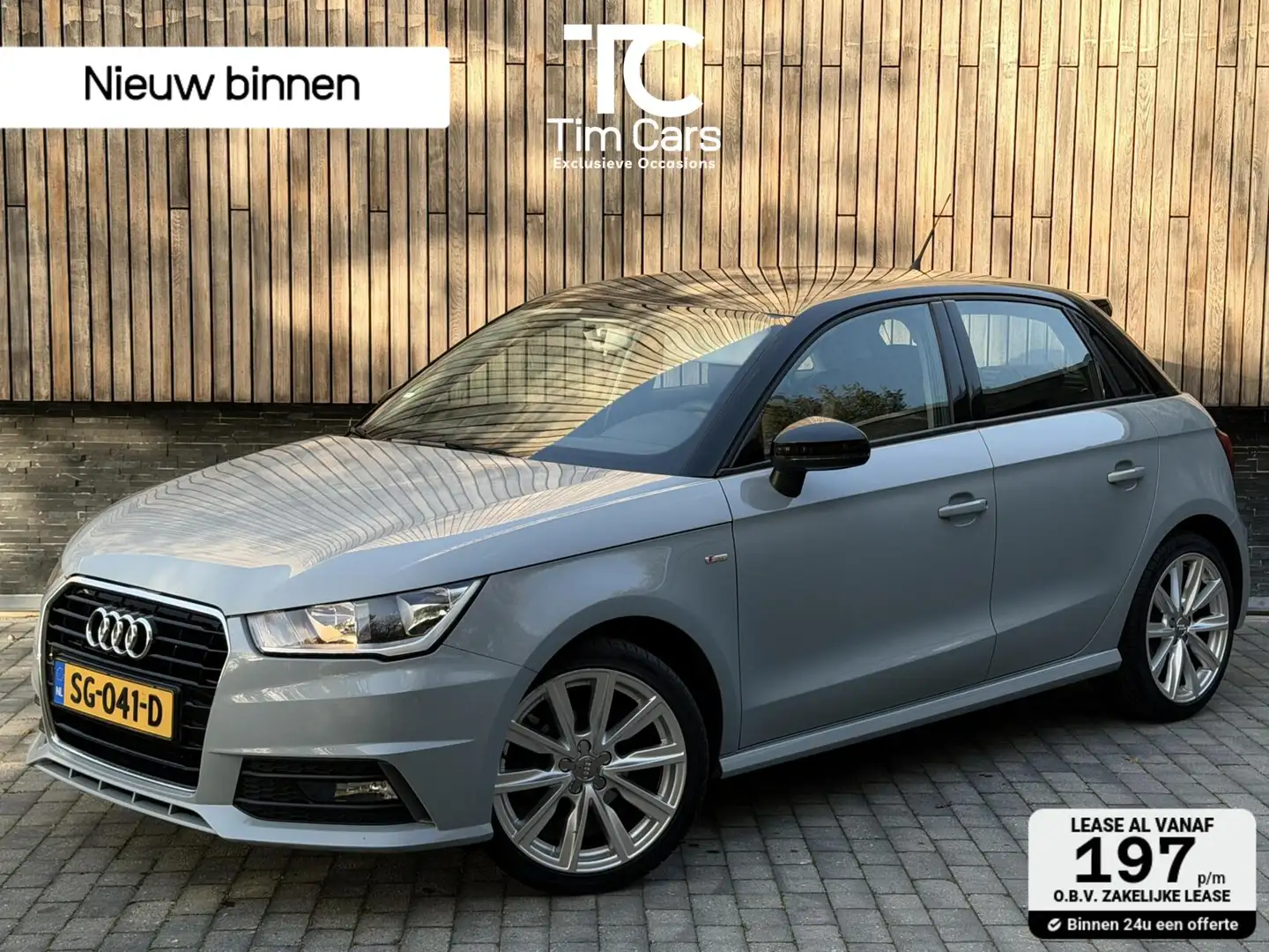 Audi A1 Sportback 1.0 TFSI Adrenalin Handgeschakeld | S-li Grau - 1