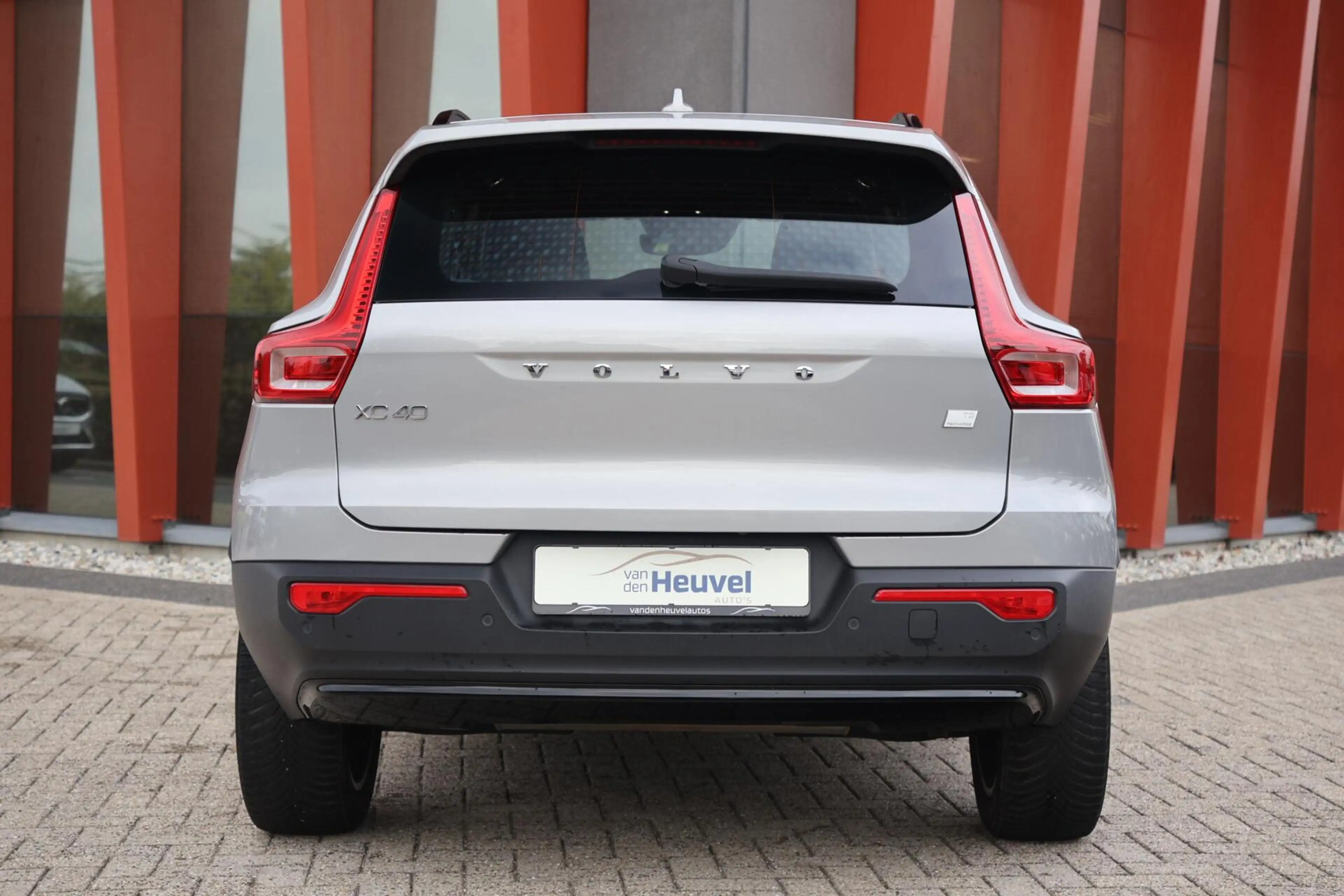 Volvo XC40 T5 Recharge Ultimate Dark | Stoelverwarming | Trek — photo 4