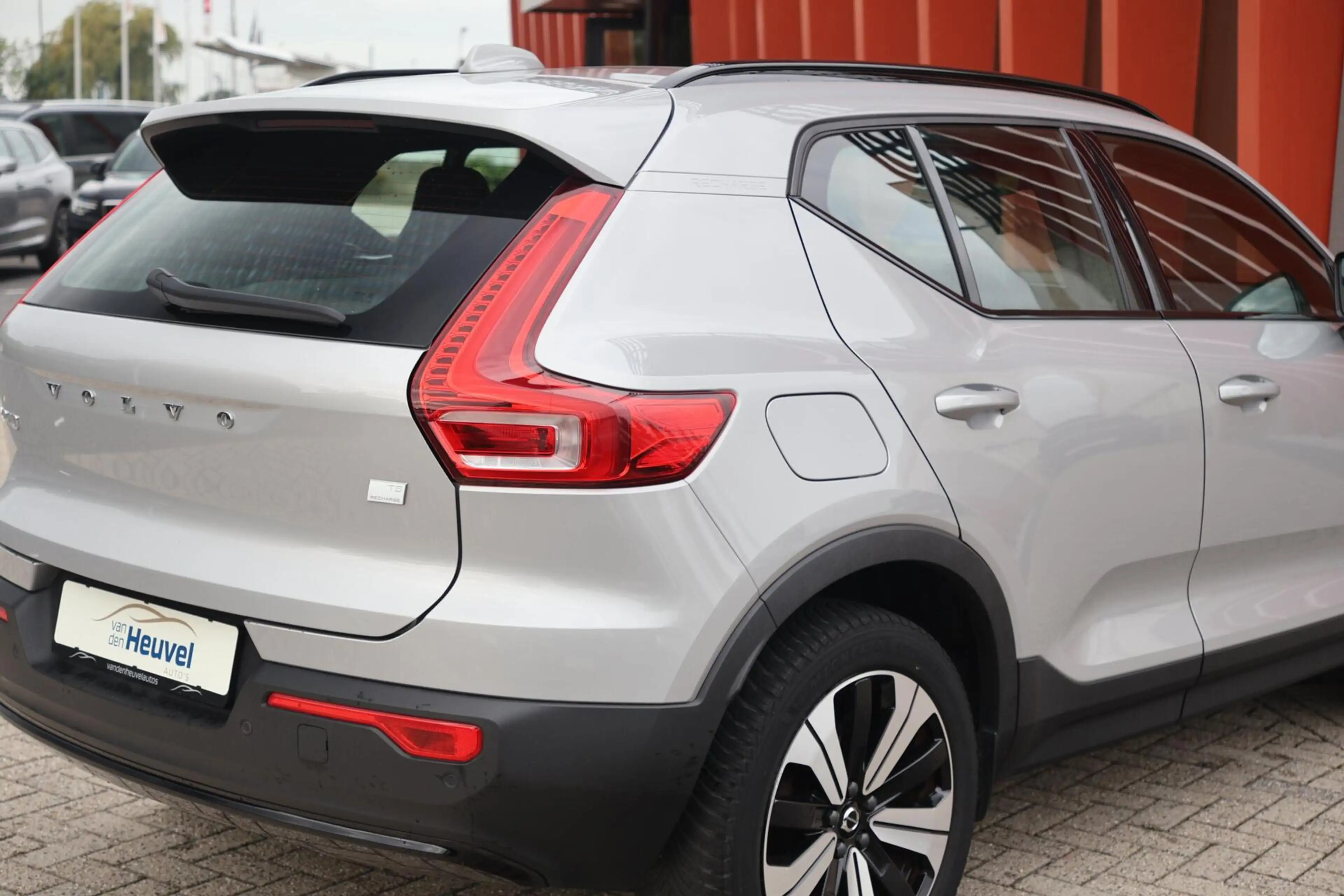 Volvo XC40 T5 Recharge Ultimate Dark | Stoelverwarming | Trek — photo 13
