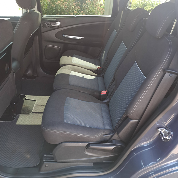Ford S-Max S-Max 1.6 TDCi Titanium — photo 9