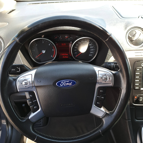 Ford S-Max S-Max 1.6 TDCi Titanium — photo 14