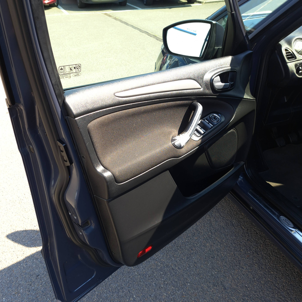 Ford S-Max S-Max 1.6 TDCi Titanium — photo 12