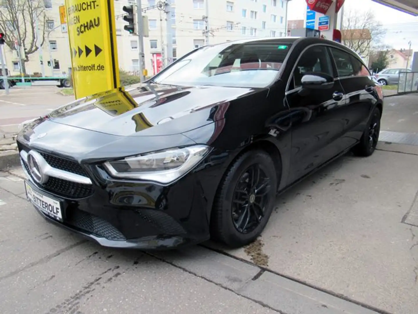 Mercedes-Benz CLA 200 Automatik Navi/SHZ/RFK/Parkassist Schwarz - 2
