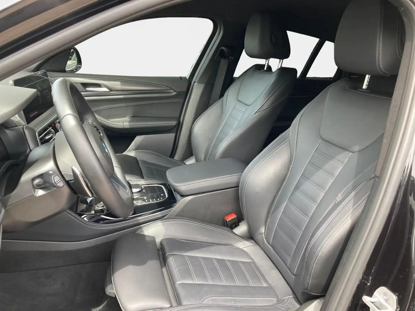 BMW X4 M Sport Schwarz - 2