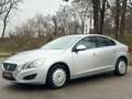 Volvo S60 T3 Kinetic|Serviceheft lückenlos|Sehr gepflegt| Grau - thumbnail 2