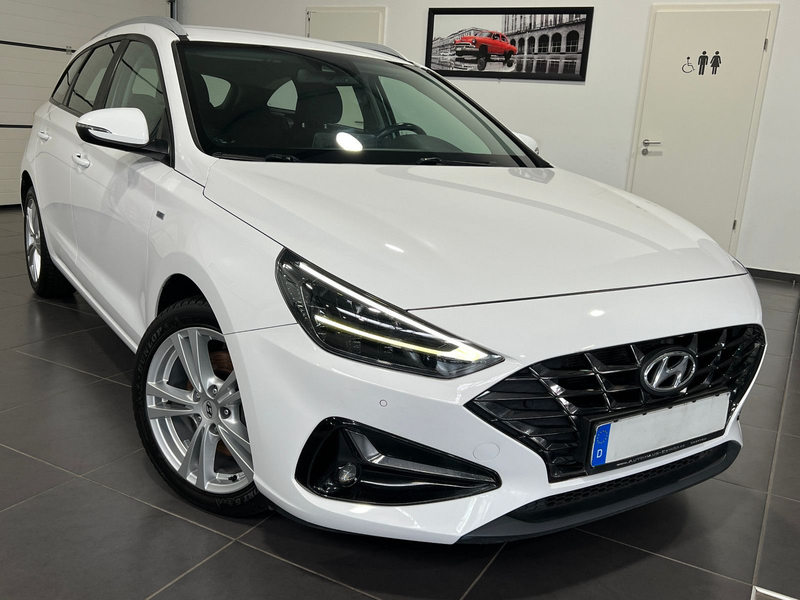 Hyundai i30 1.0 T-GDI cw **Navi*LED*Kamera*SHZ*PDC** — photo 6
