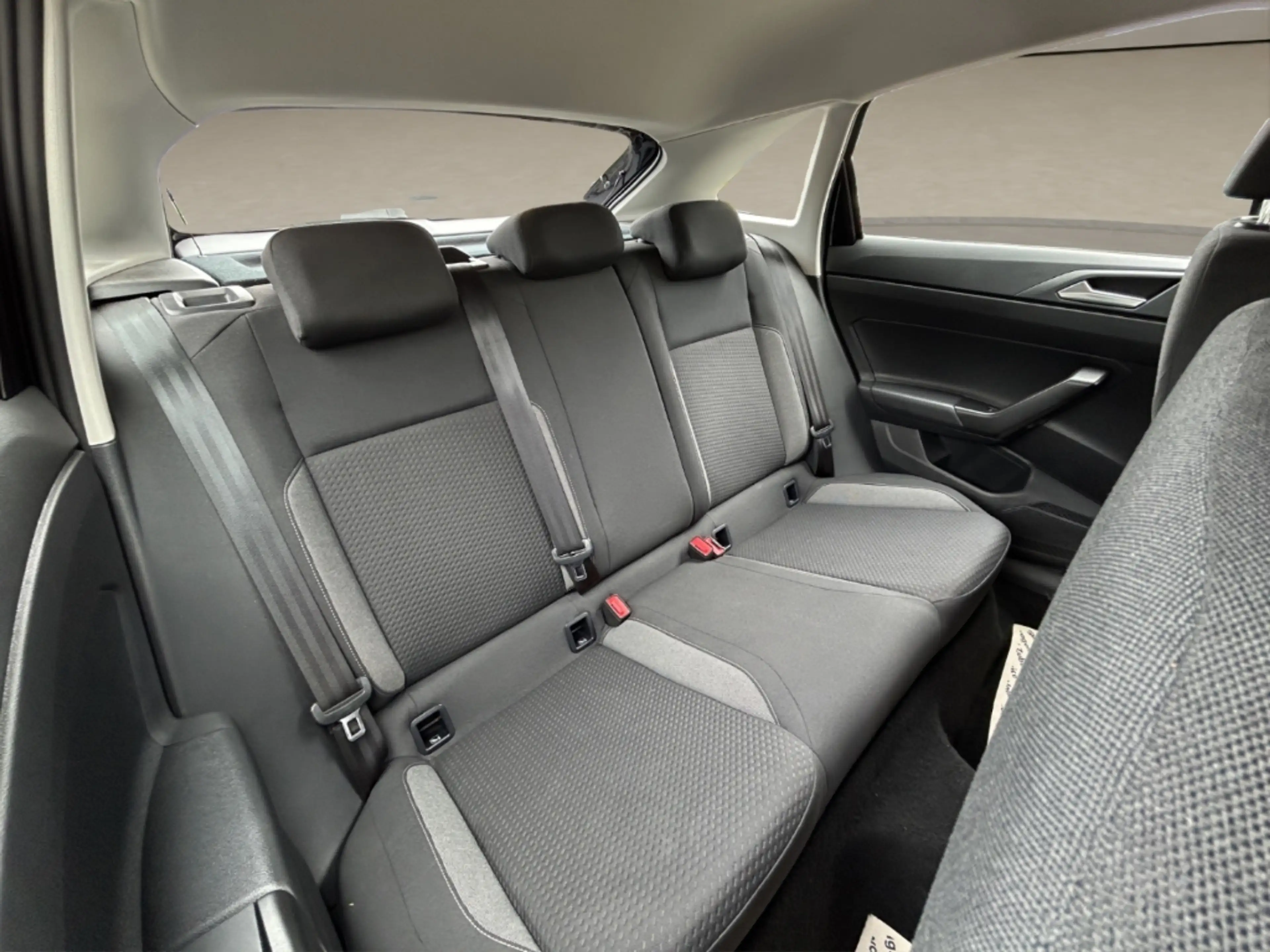 Volkswagen Taigo 1.0 TSI ''X-tra'' DSG (LED/ACC/Totwinkelassistent) — photo 13