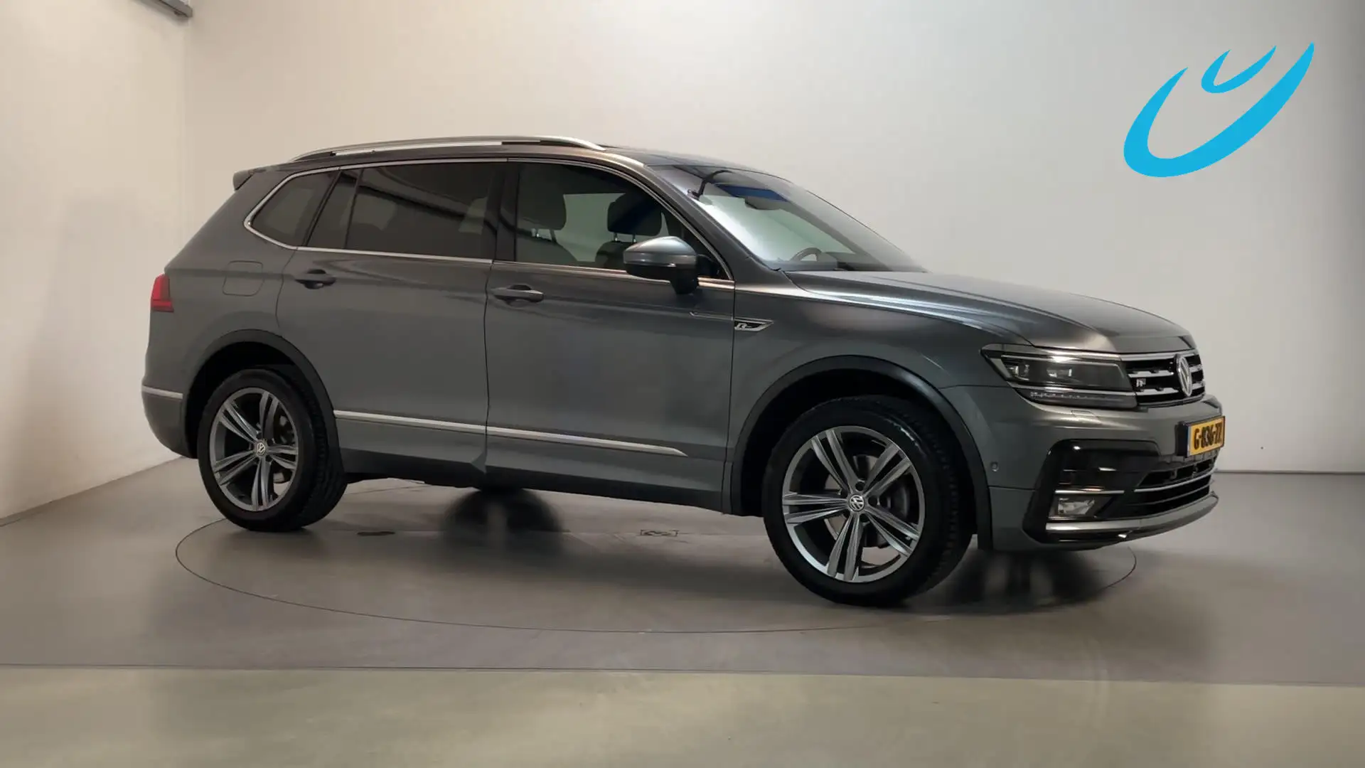 Volkswagen Tiguan Allspace 1.5 TSI 150pk DSG Highline Business R R-Line Panor Grijs - 1