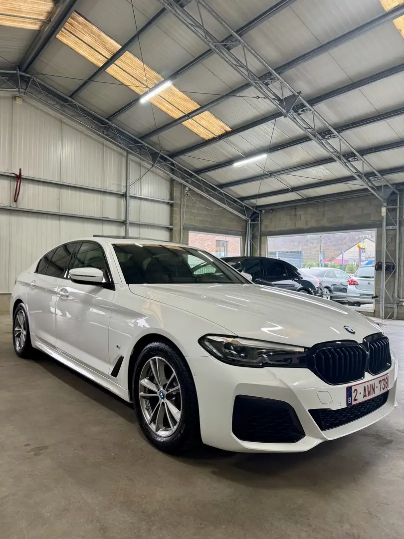 BMW 520 Xdrive Pack M / Intérieur Alcantara / Toit ouvran - 1